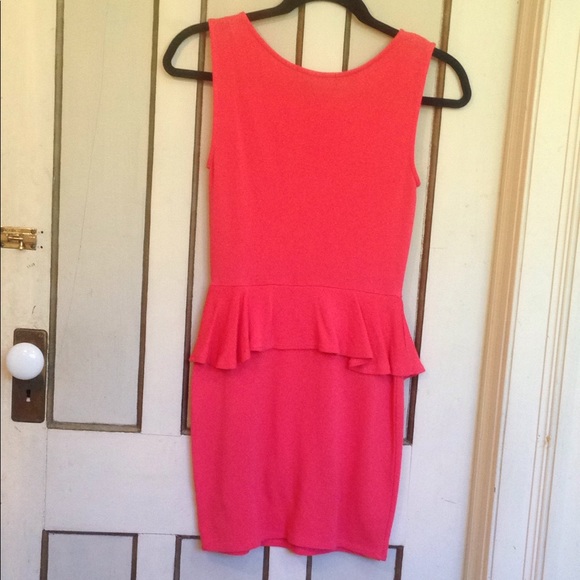 Forever 21 body con dress - Picture 3 of 5